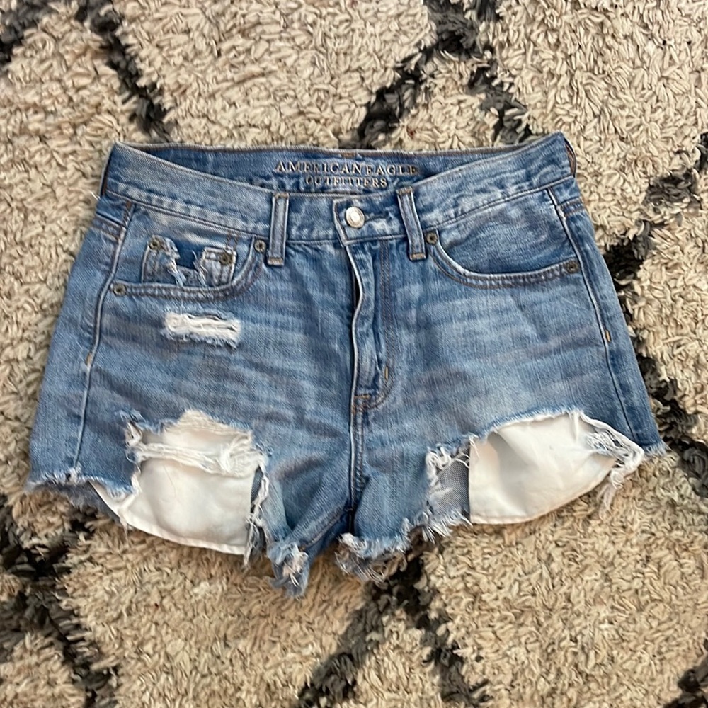 American Eagle Vintage Hi-Rise Festival Jean Short Size 4